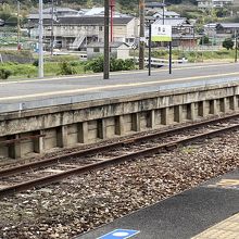 山陽本線熊山駅、ホーム。