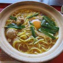 鍋焼きラーメン　９４０円