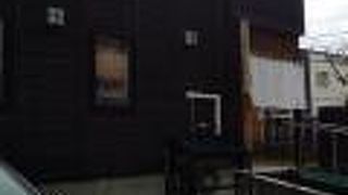 住宅街にある酒とそばや