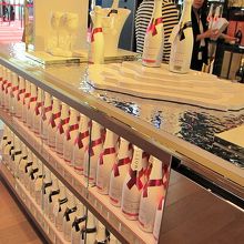 ターミナル2E ホールK