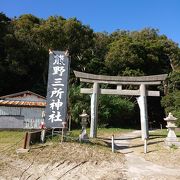 白良浜のすぐそばの熊野三所神社