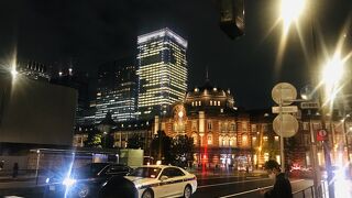 赤レンガ駅舎のライトアップ