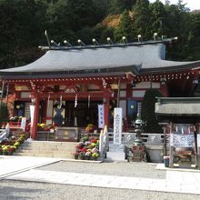 阿夫利神社下社本殿