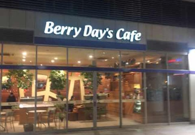 新潟駅南口のカフェ