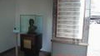 意外なところで石川啄木の像に出会いました