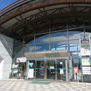 とても広い道の駅。