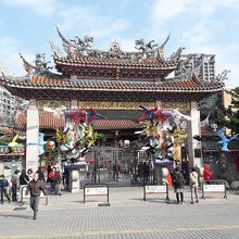 龍山寺（朝）