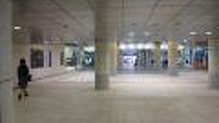 ゴーストタウンのような光景でした