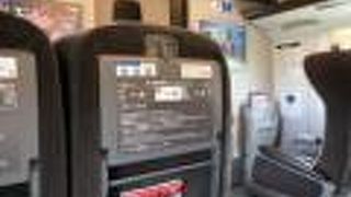 グリーン車はツアー客でいっぱい