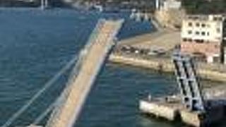 歩行者専用の橋