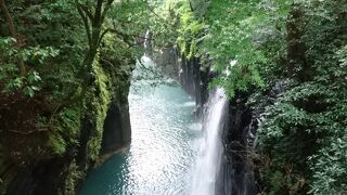 真名井の滝が有名な峡谷