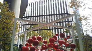 『「LOVE」愛を想う』オブジェ