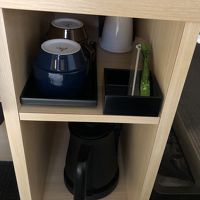 電気ポット、カップ