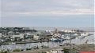 昔は遠洋漁業で栄えた大規模漁港