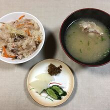 夕食