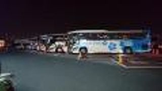 夜行busで休憩
