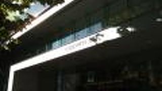 （再訪）紀伊国屋にスタバも