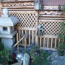 別所沼公園の落ち着いた感じを活かした庭園を目指している感じ