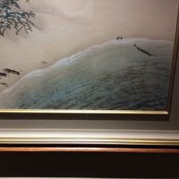 二階美術館には横山大観や有名人の絵画を鑑賞します。