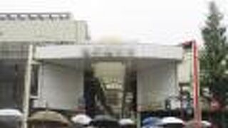 １００年前はファッションの発信地