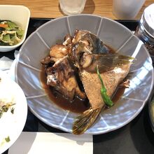 ぶりあら定食