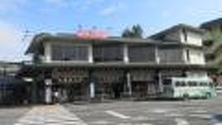 錦帯橋のタクシー乗り場になっています。