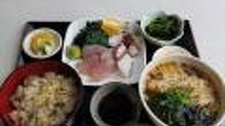 鯛めしと天然はまちが絶品です。