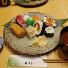サービスランチ＠700円