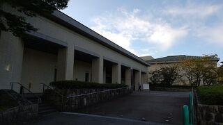 中心からは遠いです