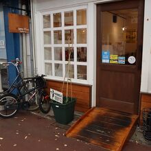 本町商店街にある小さなカフェ