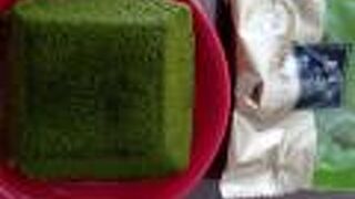 歌舞伎座の中でかえます