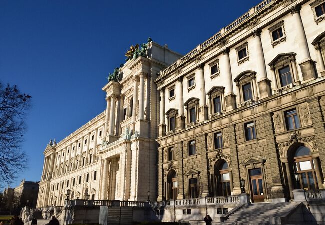 ウィーン大学