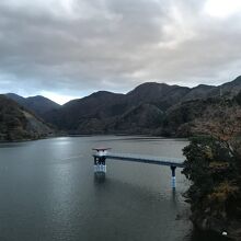 夕方の丹沢湖