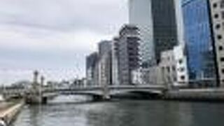 都会のオアシス