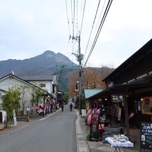 朝10:00までは人が少ないが・・・