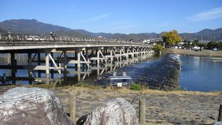 嵐山のシンボルの橋