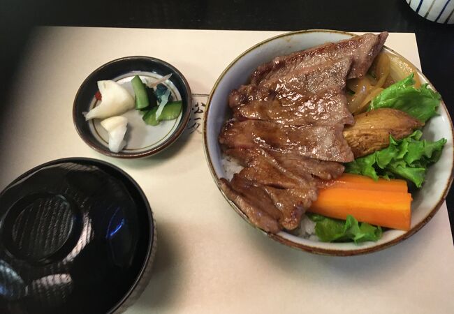 ステーキ丼