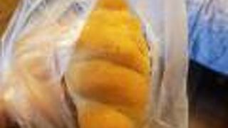 藻塩パン美味しかったです。