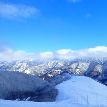 山頂から望む白馬の山々の絶景