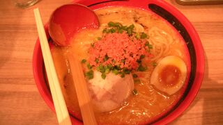 行列必至でもその価値ありあっさりえびの味