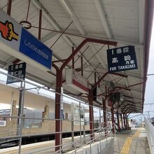 上州富岡駅のホームです。