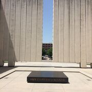 アメリカの歴史家がケネディ暗殺をライブツイート 前日にホテル