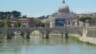 ローマの中心を流れる