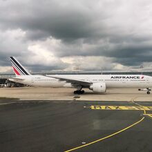 B777-300