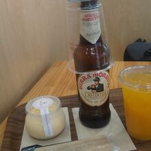 地ビールとプリン