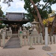 矢作東小学校脇に立地する神社