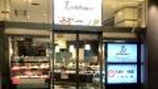 カフェ使いのできるパン屋さん