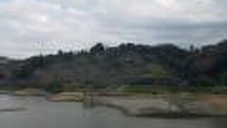 冬の平日、ひっそりしてました。