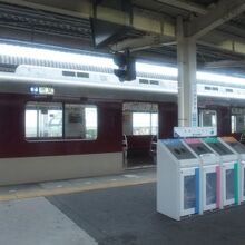 伊勢中川駅での山田線の普通電車。