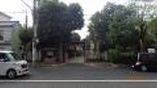 元興寺には直線距離で500ｍ位です。